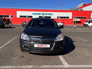 2011 Opel Astra H Рестайлинг, серый, 700000 рублей, вид 2