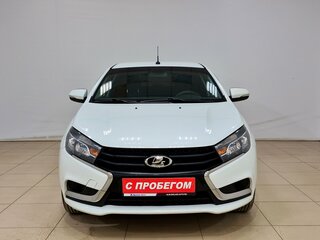 2021 Lada (ВАЗ) Vesta I, белый, 940000 рублей, вид 2
