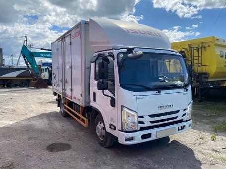 2024 Isuzu Elf (N-series), белый, 2560000 рублей, вид 2