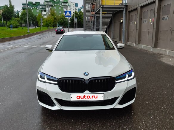 2017 BMW 5 серии 520d VII (G30/G31/G38), белый, 2650000 рублей - вид 2
