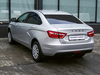 2018 Lada (ВАЗ) Vesta I, серебристый, 779000 рублей, вид 3