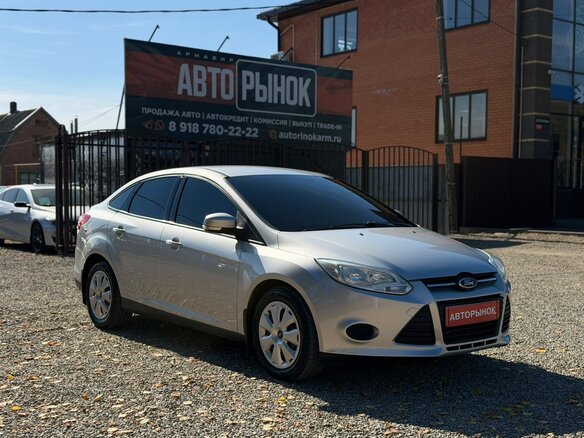 2012 Ford Focus III, серебристый, 830000 рублей