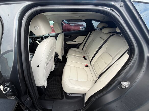 2016 Jaguar F-Pace I, серый - вид 13