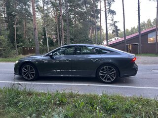 2021 Audi A7 45 TFSI II (4K), серый, 6510000 рублей, вид 4