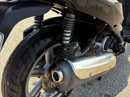 2005 Aprilia SportCity 200, чёрный, 100000 рублей, вид 4