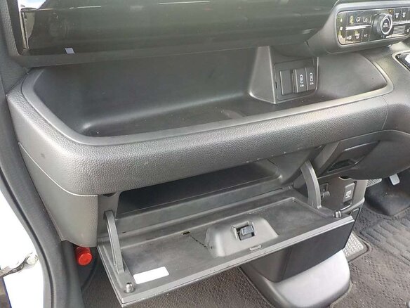 2022 Honda N-BOX II Рестайлинг, белый - вид 21
