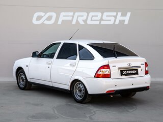2015 Lada (ВАЗ) Priora I Рестайлинг, белый, 487000 рублей, вид 2