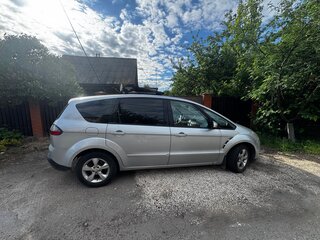 2007 Ford S-MAX I, серебристый, 630000 рублей, вид 3