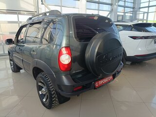 2011 Chevrolet Niva I Рестайлинг, зелёный, 419000 рублей, вид 4