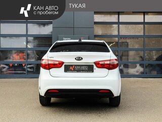 2014 Kia Rio III, белый, 579000 рублей, вид 4