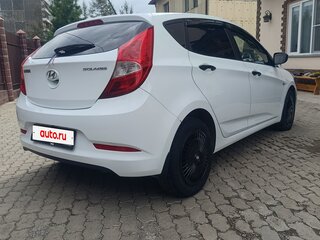 2015 Hyundai Solaris I Рестайлинг, белый, 1070000 рублей, вид 4