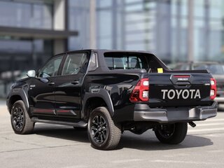 2026 Toyota Hilux VIII Рестайлинг 3, чёрный, 9000000 рублей, вид 5