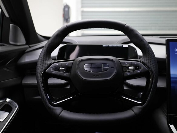 2026 Geely Cityray, серый - вид 11