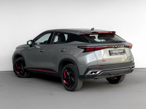 2024 Omoda C5 I, серебристый, 1680000 рублей - вид 5