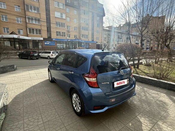 2018 Nissan Note e-Power II Рестайлинг, синий, 1280000 рублей - вид 3