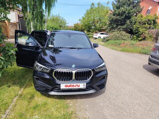 2020 BMW X1 20i xDrive II (F48) Рестайлинг, чёрный, 3200000 рублей, вид 2