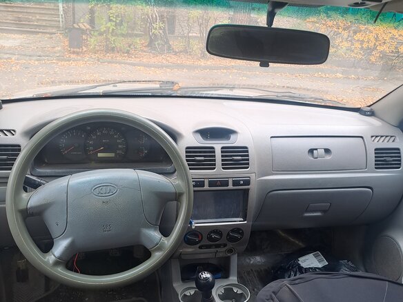 2003 Kia Rio I Рестайлинг, серебристый, 190000 рублей - вид 12
