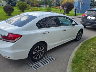 2014 Honda Civic IX Рестайлинг, белый, 1300000 рублей, вид 3