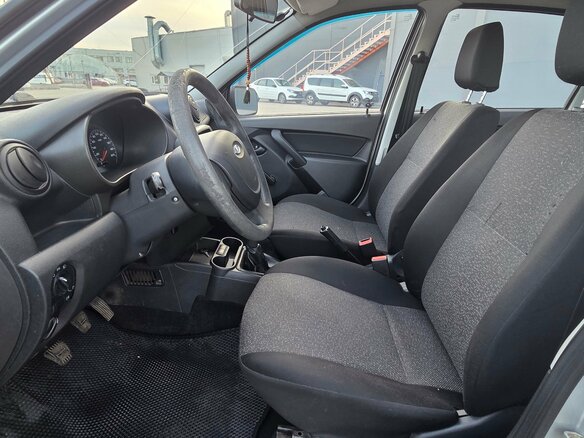 2013 Lada (ВАЗ) Granta I, серебристый, 238000 рублей - вид 10