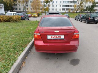 2008 Chevrolet Aveo I Рестайлинг, красный, 215000 рублей, вид 3