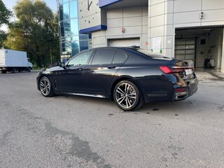 2019 BMW 7 серии 730i VI (G11/G12) Рестайлинг, синий, 4000000 рублей, вид 2