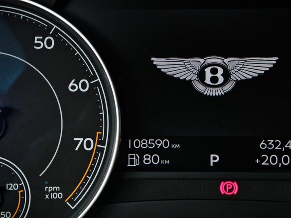 2018 Bentley Bentayga I, серый, 8119000 рублей - вид 17