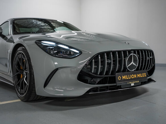 2026 Mercedes-Benz AMG GT 63 S E Performance II, серый, 27900000 рублей - вид 3