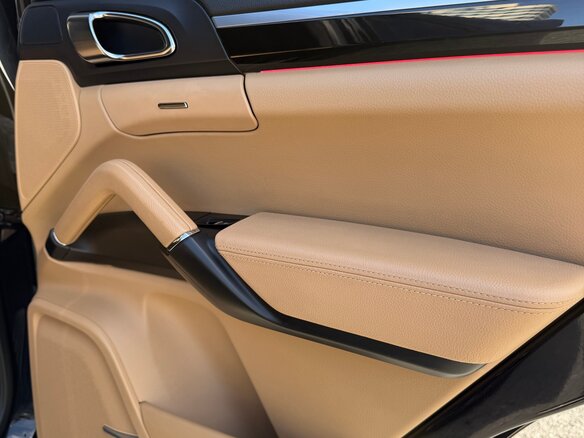 2014 Porsche Cayenne Diesel II Рестайлинг (958), чёрный - вид 17