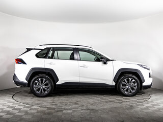 2025 Toyota RAV4 V (XA50), белый, 4095000 рублей, вид 4