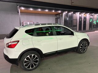 2012 Nissan Qashqai I Рестайлинг, белый, 850000 рублей, вид 2