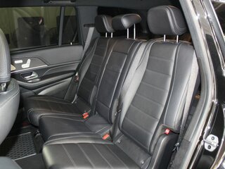 2021 Mercedes-Benz GLS 450 II (X167), чёрный, 8200000 рублей, вид 3