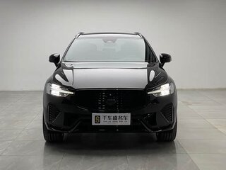 2025 Volvo XC60 II Рестайлинг 2, чёрный, 5370000 рублей, вид 2