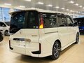 2021 Honda Stepwgn Spada V Рестайлинг, белый - вид 3