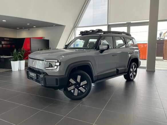 2025 Changan Deepal G318, серый, 6000000 рублей - вид 2