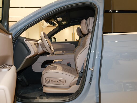 2026 Li Auto (Lixiang) L8 II, синий, 9853000 рублей - вид 25