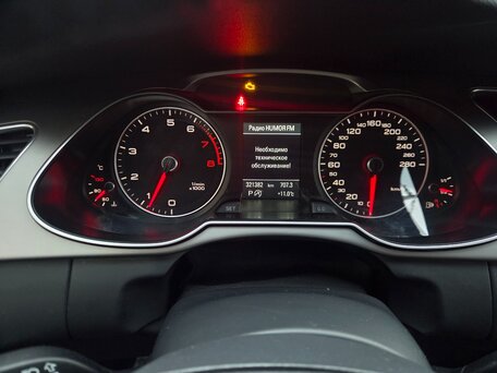 2013 Audi A4 IV (B8) Рестайлинг, белый, 950000 рублей, вид 5