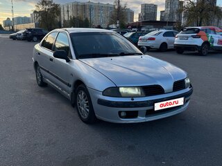 2001 Mitsubishi Carisma I Рестайлинг, серебристый, 220000 рублей, вид 2