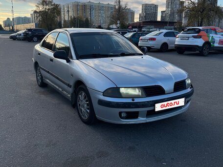2001 Mitsubishi Carisma I Рестайлинг, серебристый, 220000 рублей, вид 2