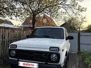 2012 Lada (ВАЗ) 2121 (4x4) I Рестайлинг, белый, 300000 рублей, вид 2