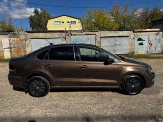 2019 Volkswagen Polo V Рестайлинг, коричневый, 1300000 рублей, вид 2