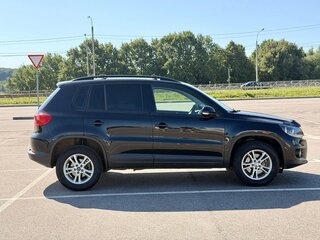2013 Volkswagen Tiguan I Рестайлинг, чёрный, 1050000 рублей, вид 4