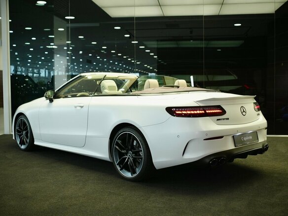 2021 Mercedes-Benz E-Класс AMG 53 AMG V (W213) Рестайлинг, белый, 10490000 рублей - вид 4