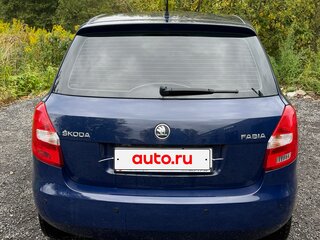2013 Skoda Fabia II Рестайлинг, синий, 570000 рублей, вид 2