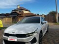 2021 Kia K5 III, белый, 2499000 рублей
