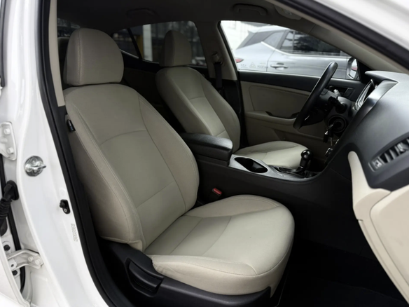 2015 Kia Optima III Рестайлинг, белый, 1390000 рублей - вид 18