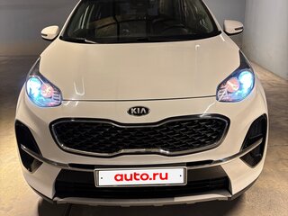 2020 Kia Sportage IV Рестайлинг, белый, 2750000 рублей, вид 3