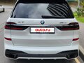 2022 BMW X7 40i I (G07) Рестайлинг, белый, 10400000 рублей - вид 2