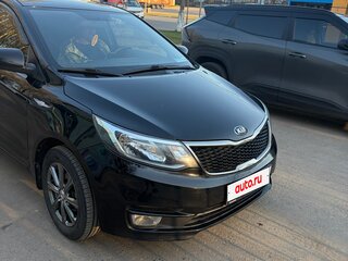 2017 Kia Rio III Рестайлинг, чёрный, 1280000 рублей, вид 4