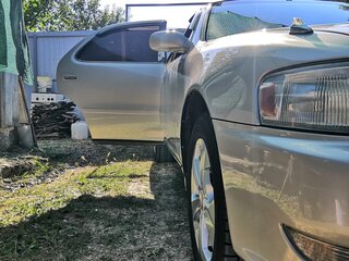 1996 Toyota Cresta IV (X90), серебристый, 580000 рублей, вид 3