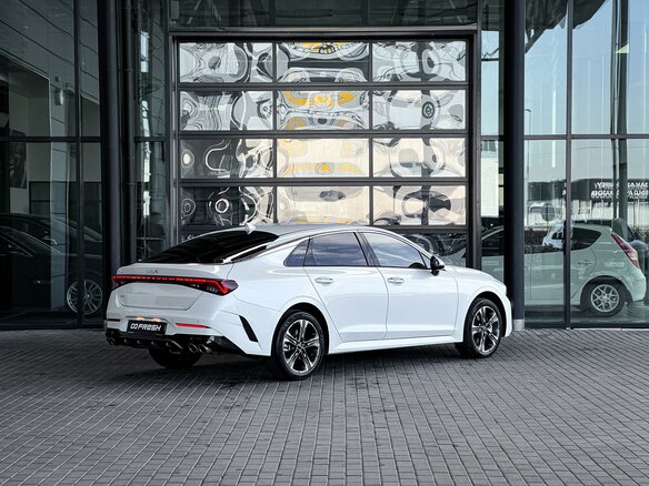 2024 Kia K5 III, белый - вид 6